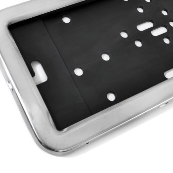 Amio - Πλαστικό Πλαίσιο Πινακίδας Κυκλοφορίας Inox Silver Εφέ Κουμπωτό με Τελάρο 53 x 12 cm για Εμπρός και Πίσω Πινακίδα Αυτοκινήτου - 1 τεμ. (01300/AM)
