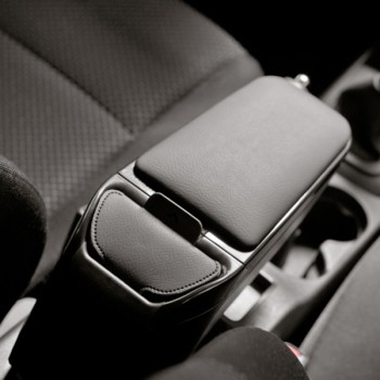 ΤΕΜΠΕΛΗΣ ΑΥΤΟΚΙΝΗΤΟΥ ARMSTER 2 ΜΑΥΡΟΣ ΜΕ ΤΣΕΠΗ ΓΙΑ DACIA LODGY 2018+ ( 12V ΚΑΛΩΔΙΟ) RATI - 1 τεμ.